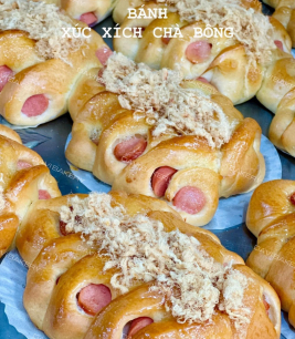 BÁNH XÚC XÍCH CHÀ BÔNG