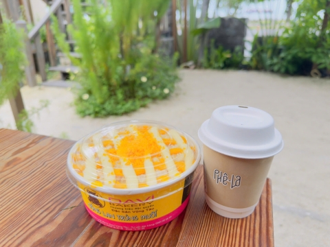 Bánh ngon và cảnh đẹp