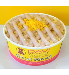 Bông lan trứng muối bơ trứng khoai môn