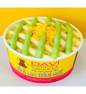 Bông lan trứng muối phô mai matcha