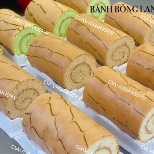 Bánh bông lan cuốn