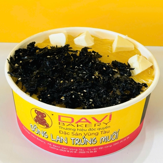 Bông lan trứng muối phô mai rong biển