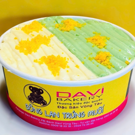 Bông lan trứng muối bơ trứng phô mai matcha