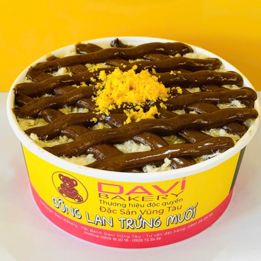 Bông lan trứng muối bơ trứng socola