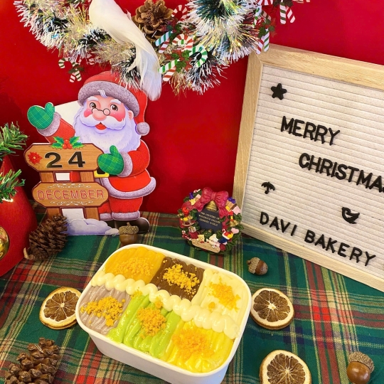 Bông lan trứng muối lục vị